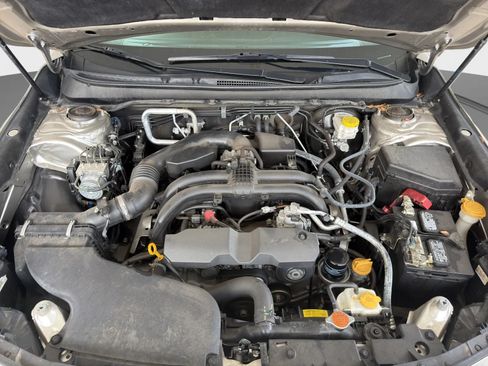 Used 2018 Subaru Outback 2.5i Limited AWD/4WD image 21