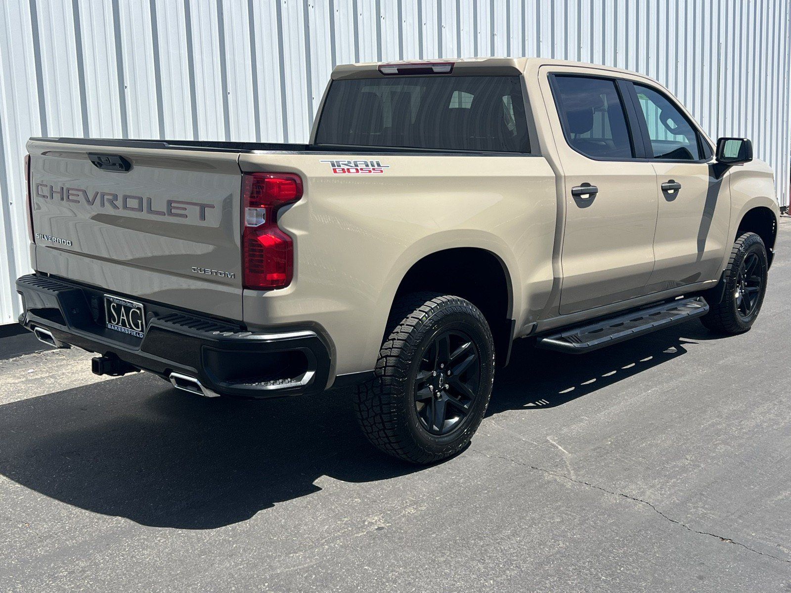 Used 2022 Chevrolet Silverado 1500 Custom Trail Boss AWD/4WD image 6
