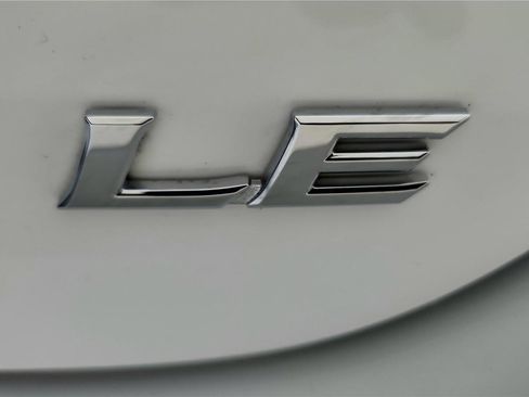 Used 2022 Toyota Camry LE w/ Carpet Mat Package (TMS) image 14