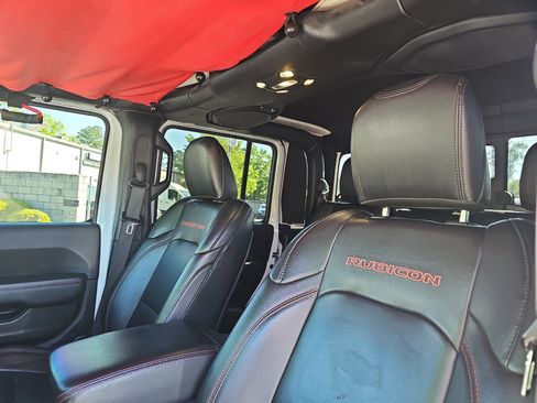 Used 2020 Jeep Gladiator Rubicon image 13