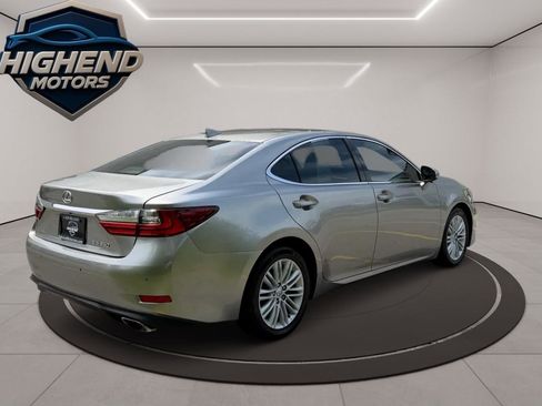 Used 2016 Lexus ES 350 w/ Premium Package w/Wood Trim FWD image 6