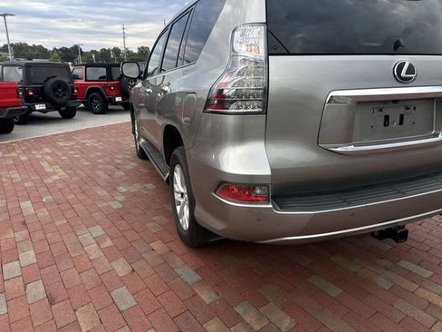 Used 2023 Lexus GX 460 Premium AWD/4WD image 10