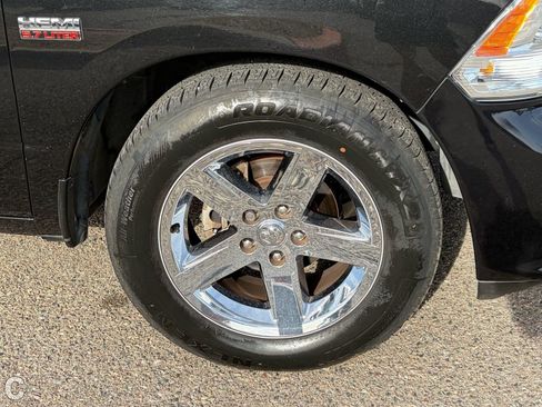 Used 2016 RAM 1500 Express RWD image 7