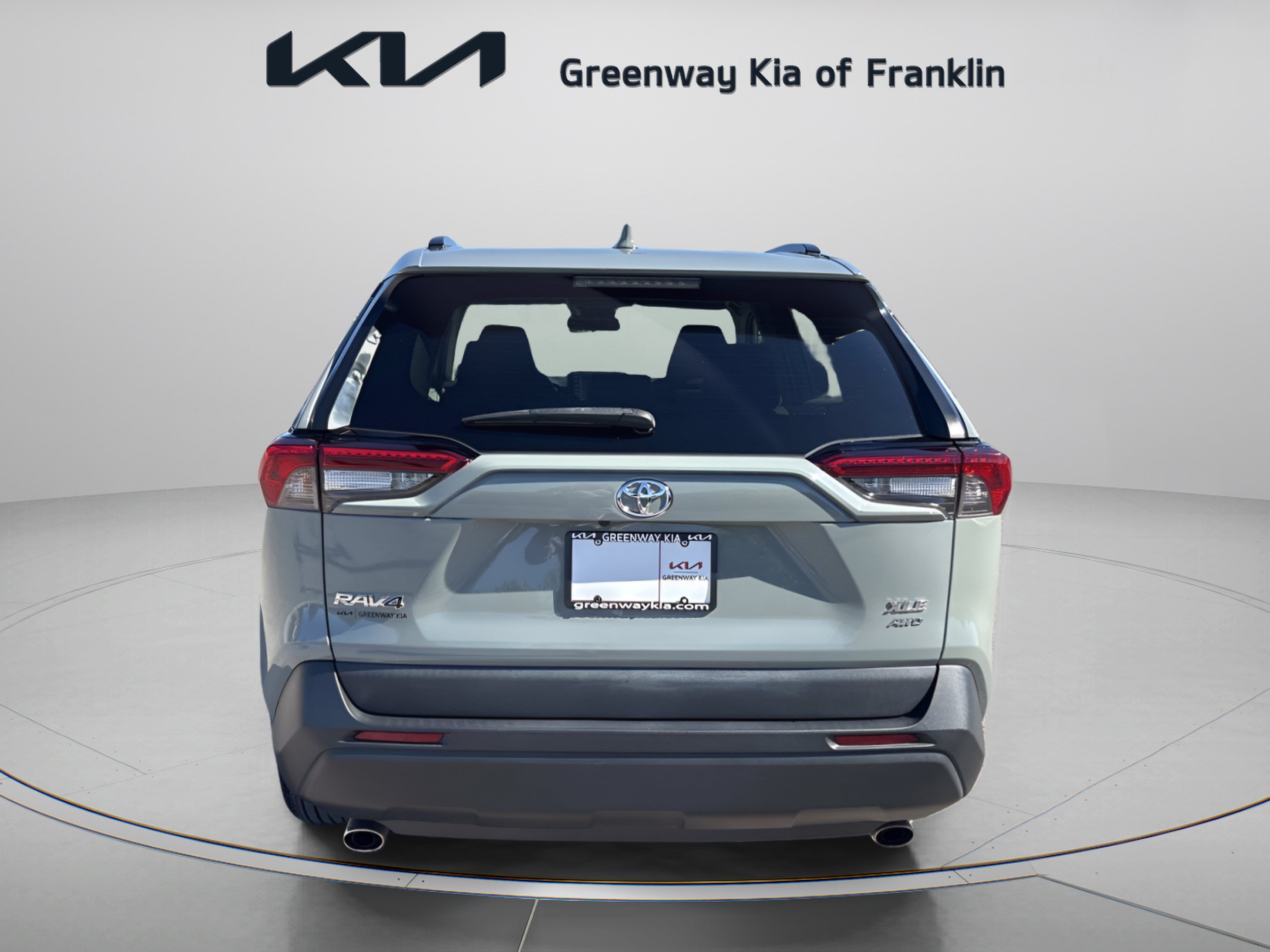 Used 2021 Toyota RAV4 XLE w/ Convenience Package AWD/4WD image 6