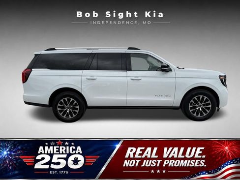 Used 2025 Ford Expedition Max Platinum AWD/4WD image 23