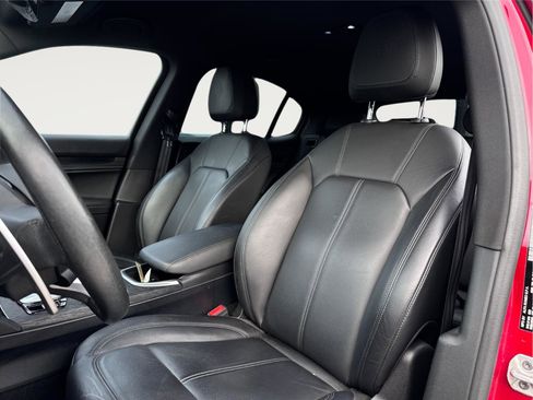 Used 2022 Alfa Romeo Stelvio Sprint image 16