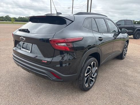 New 2026 Chevrolet Trax RS w/ Driver Confidence Package FWD image 6