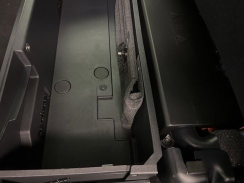 New 2025 Ford F250 Platinum image 38