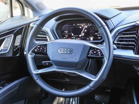 Used 2025 Audi Q4 e-tron Premium w/ Convenience Package image 16