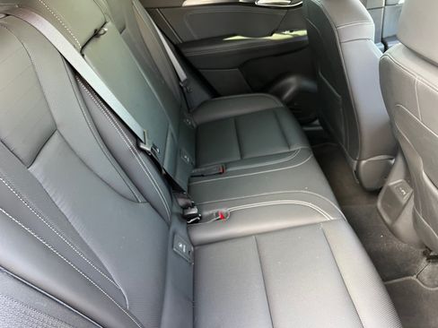 Used 2024 Buick Envision Preferred AWD/4WD image 18