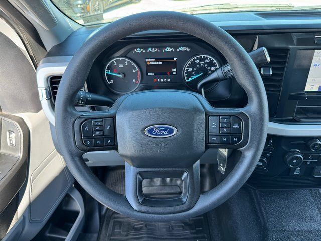 Used 2024 Ford F350 XL w/ Snow Plow/Camper Package AWD/4WD image 18