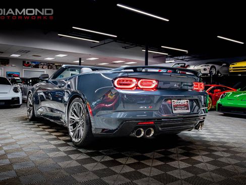 Used 2023 Chevrolet Camaro ZL1 RWD image 2