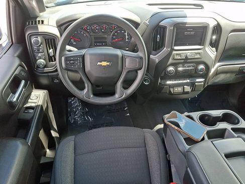 Used 2022 Chevrolet Silverado 1500 Custom AWD/4WD image 11