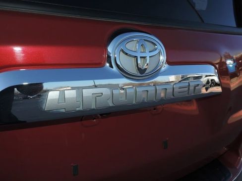Used 2024 Toyota 4Runner Limited image 22
