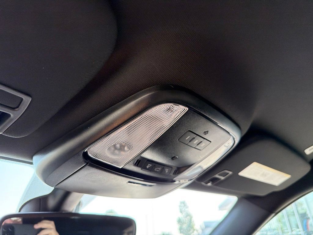 Used 2025 Dodge Durango GT AWD/4WD image 25