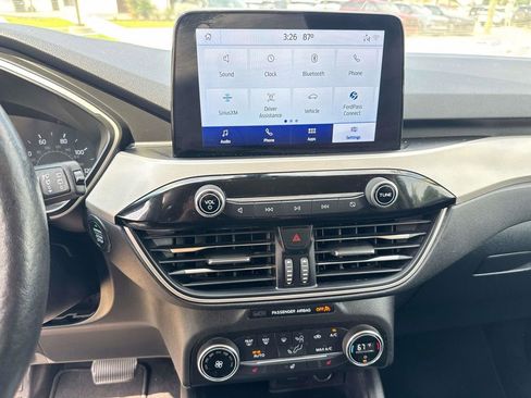 Used 2020 Ford Escape SEL FWD image 25