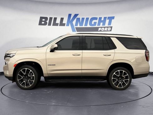 Used 2023 Chevrolet Tahoe RST w/ Luxury Package RWD image 2