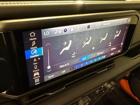 New 2026 Jeep Gladiator Rubicon AWD/4WD image 38
