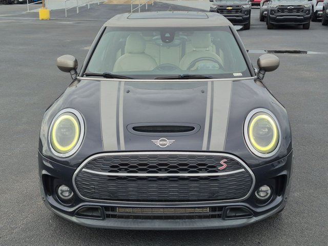 Used 2022 MINI Cooper Clubman S FWD image 2
