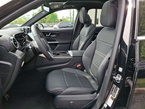 Used 2026 Mercedes-Benz GLC 300 4MATIC image 10