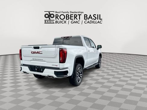 Used 2023 GMC Sierra 1500 AT4 w/ AT4 Premium Package AWD/4WD image 8