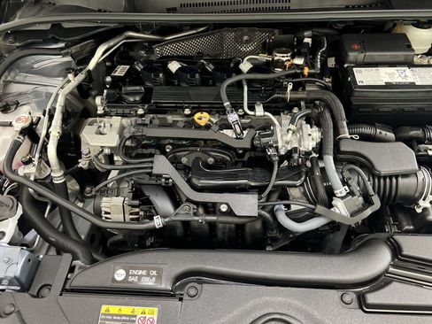 Used 2025 Toyota Corolla LE w/ LE Premium Package FWD image 27