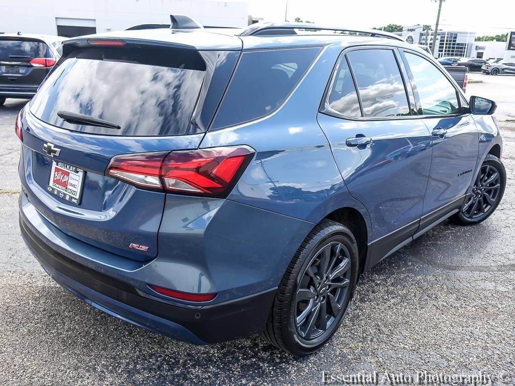 Used 2024 Chevrolet Equinox RS w/ LPO, Floor Liner Package FWD image 9