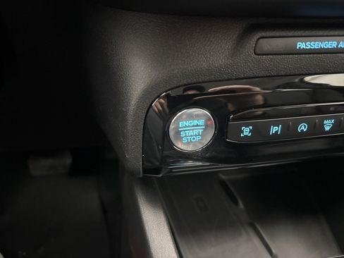 Used 2024 Ford Escape Platinum image 35