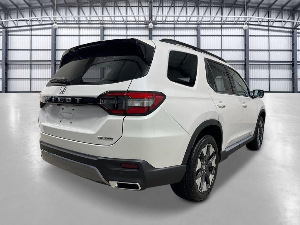 New 2026 Honda Pilot Touring image 5