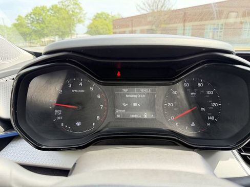 Used 2025 Chevrolet Trax LS FWD image 15
