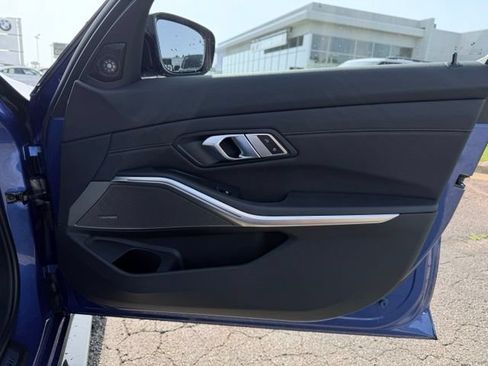 Used 2022 BMW M3 w/ Executive Package RWD image 16