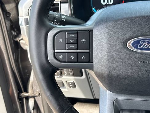Used 2022 Ford F150 Lariat w/ FX4 Off-Road Package AWD/4WD image 17