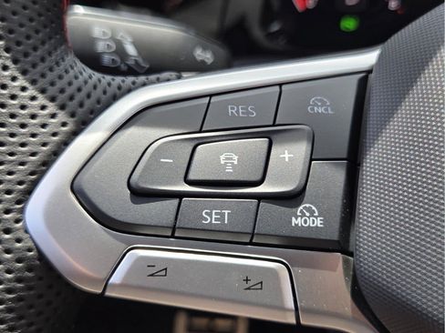 New 2026 Volkswagen GTI SE FWD image 30