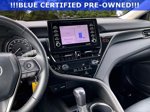 Used 2022 Toyota Camry SE image 9