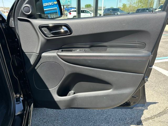 Used 2025 Dodge Durango GT AWD/4WD image 10