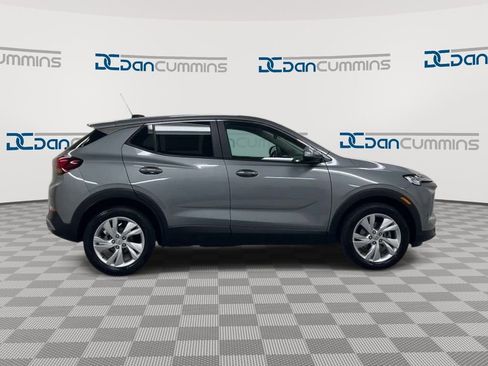 Used 2025 Buick Encore GX Preferred FWD image 9