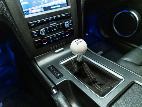 Used 2012 Ford Mustang Shelby GT500 w/ SVT Performance Pkg image 25