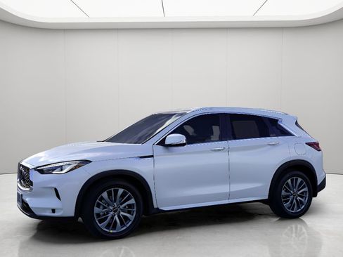 New 2025 INFINITI QX50 Luxe image 5