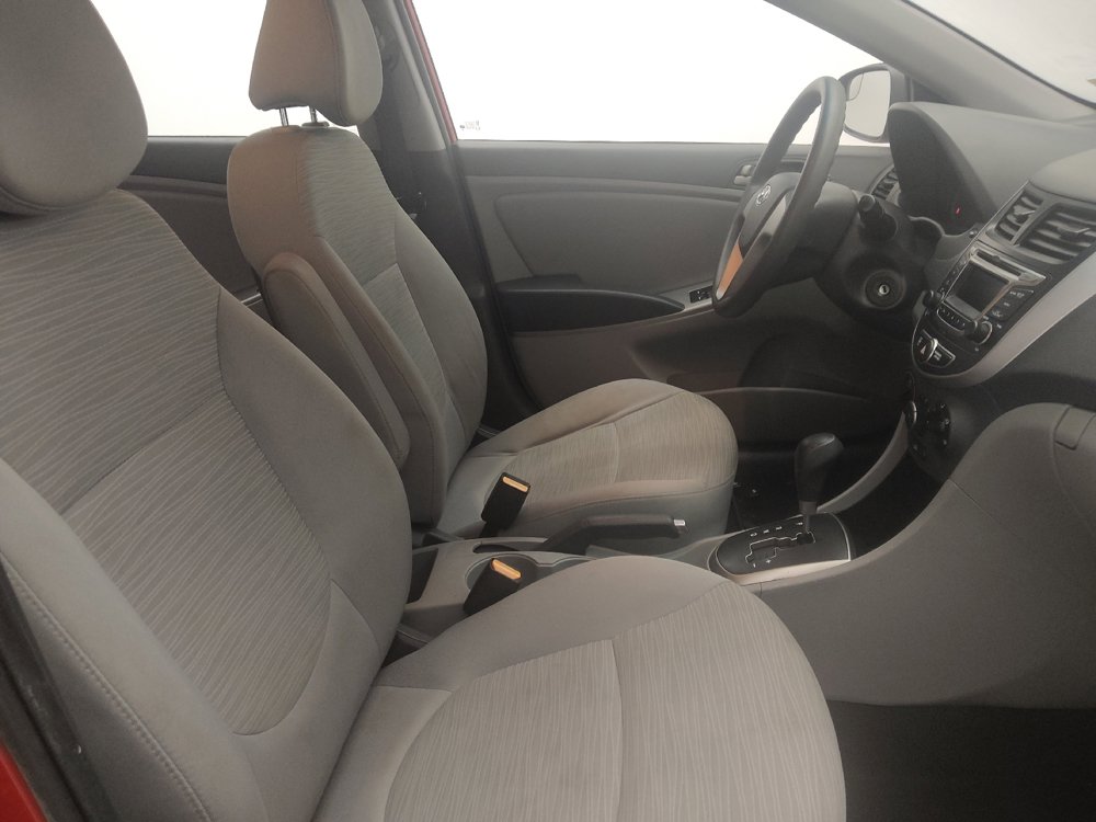 Used 2015 Hyundai Accent GLS FWD image 21