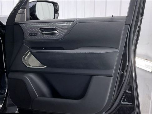 Certified 2025 INFINITI QX80 Autograph image 23