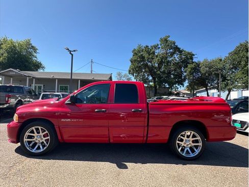 Used 2005 Dodge Ram 1500 Truck 2WD Quad Cab image 4
