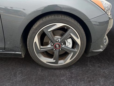 Used 2020 Hyundai Veloster Turbo Ultimate image 20