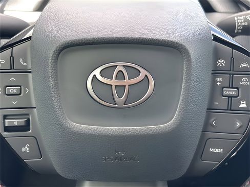 New 2025 Toyota Prius XSE image 10