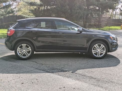 Used 2017 Mercedes-Benz GLA 250 4MATIC image 8