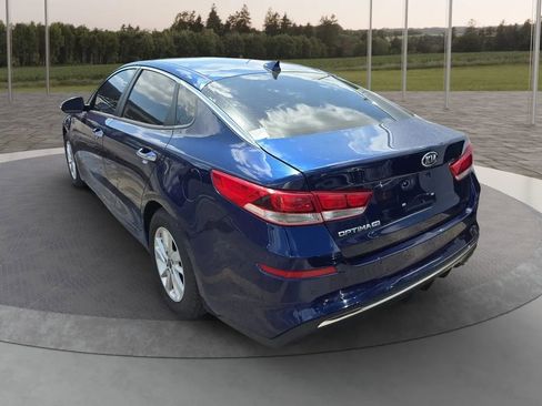 Used 2019 Kia Optima LX image 9