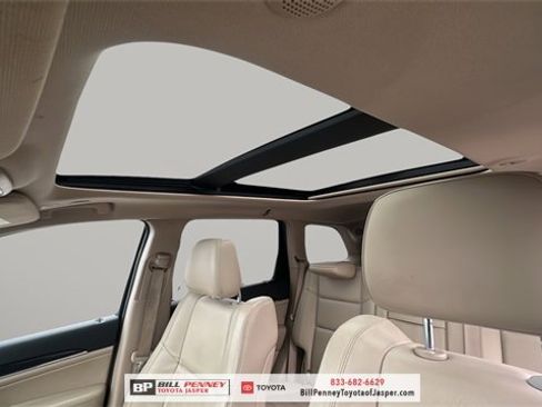 Used 2019 Jeep Grand Cherokee Limited w/ Luxury Group II image 12