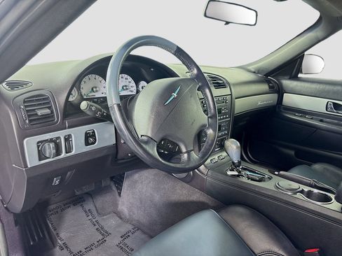 Used 2005 Ford Thunderbird RWD image 9