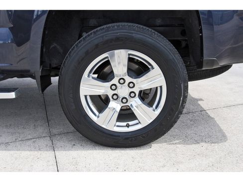 Used 2018 Chevrolet Colorado Z71 w/ Centennial Edition RWD image 31