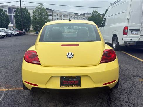 Used 2015 Volkswagen Beetle 1.8T FWD image 7