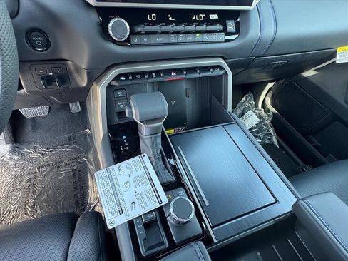 New 2026 Toyota Tundra Platinum AWD/4WD image 19